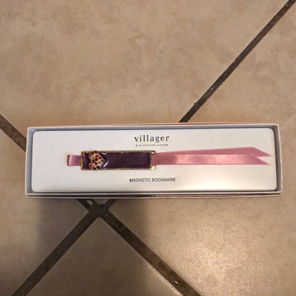 Magnetic bookmark